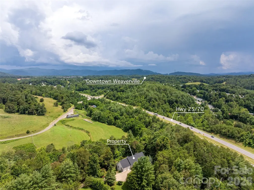 15 Willow Knolls Drive Weaverville NC 28787