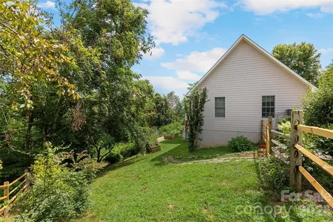 15 Willow Knolls Drive Weaverville NC 28787