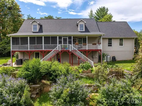 15 Willow Knolls Drive Weaverville NC 28787