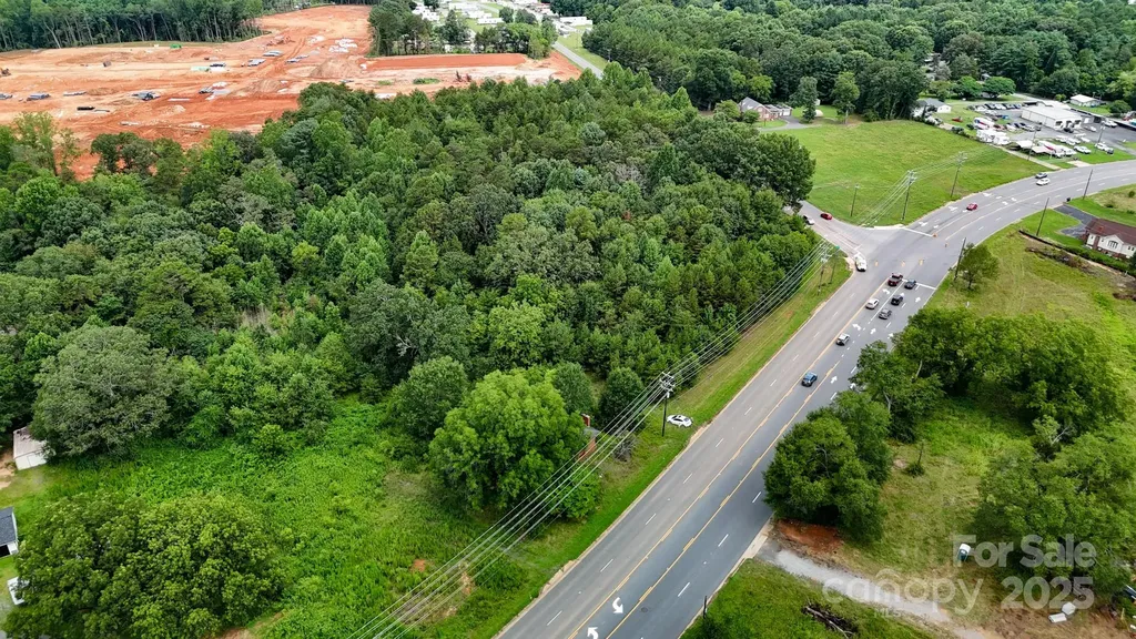 3387 Springs Road NE Hickory NC 28601