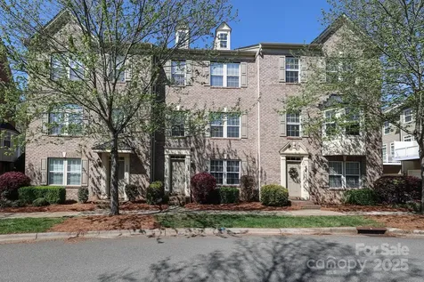 729 Naramore Street Davidson NC 28036