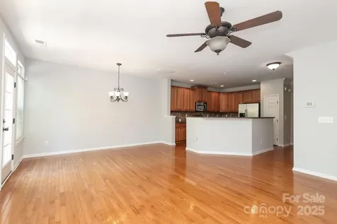 729 Naramore Street Davidson NC 28036