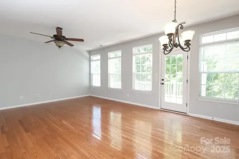 729 Naramore Street Davidson NC 28036