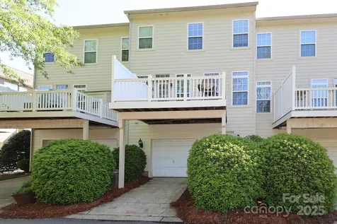 729 Naramore Street Davidson NC 28036
