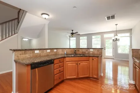 729 Naramore Street Davidson NC 28036