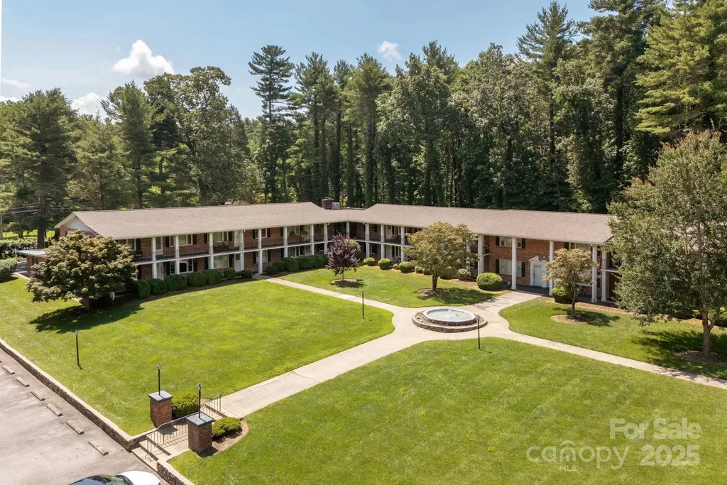 102 Boyd Drive Flat Rock NC 28731