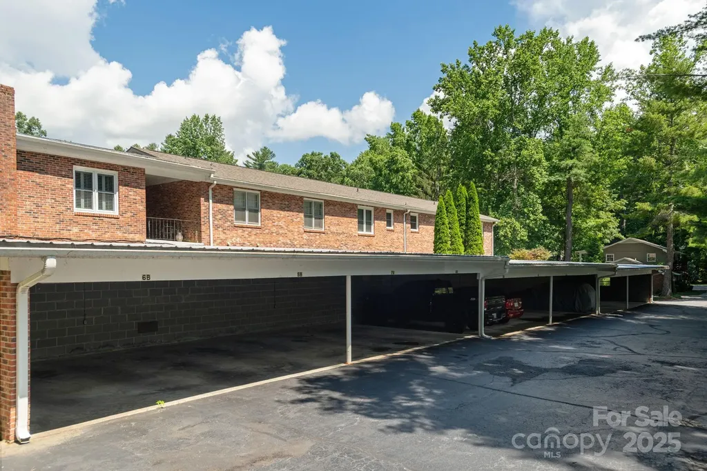 102 Boyd Drive Flat Rock NC 28731