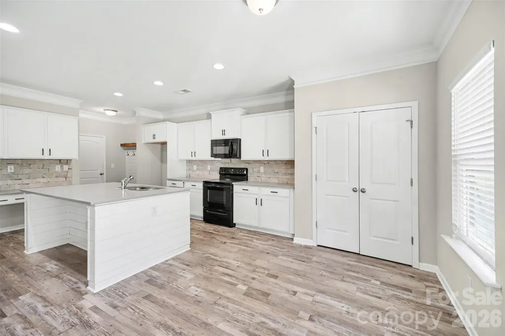 504 Stone River Parkway Mount Holly NC 28120
