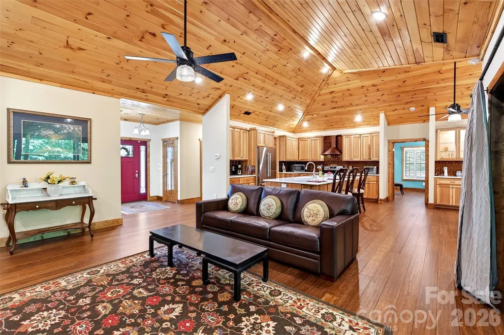 225 Henrys Glen Drive Morganton NC 28655