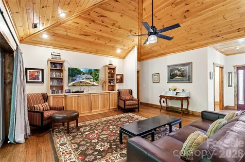225 Henrys Glen Drive Morganton NC 28655
