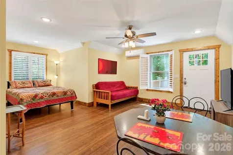 225 Henrys Glen Drive Morganton NC 28655