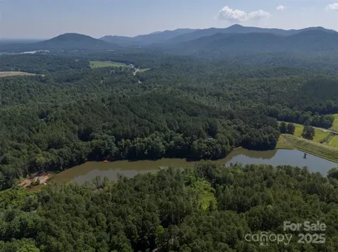 599 Shoal Creek Trail Nebo NC 28761