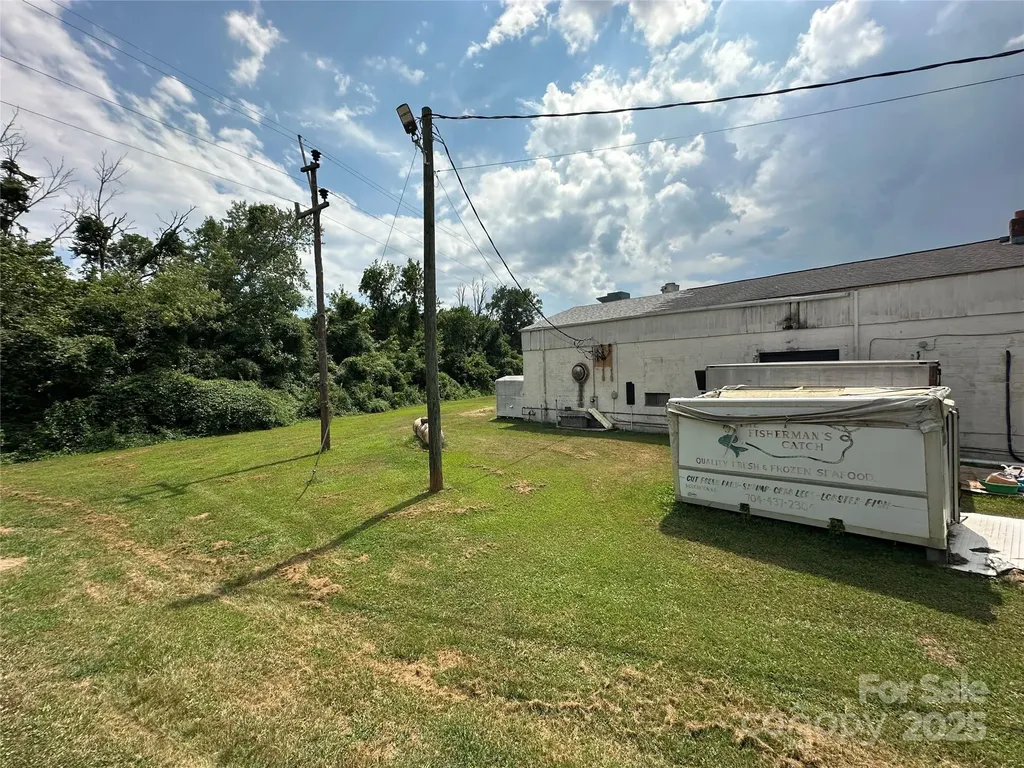 410 E Fleming Drive Morganton NC 28655