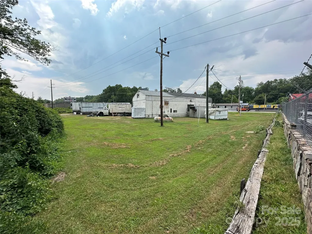 410 E Fleming Drive Morganton NC 28655