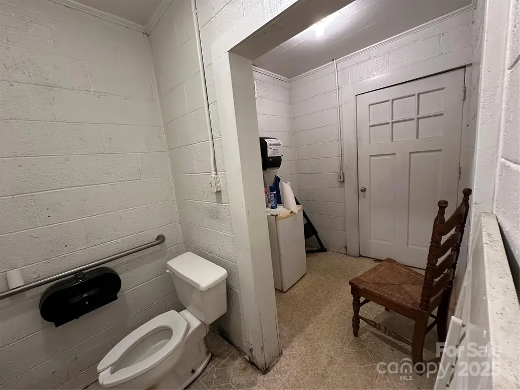 410 E Fleming Drive Morganton NC 28655