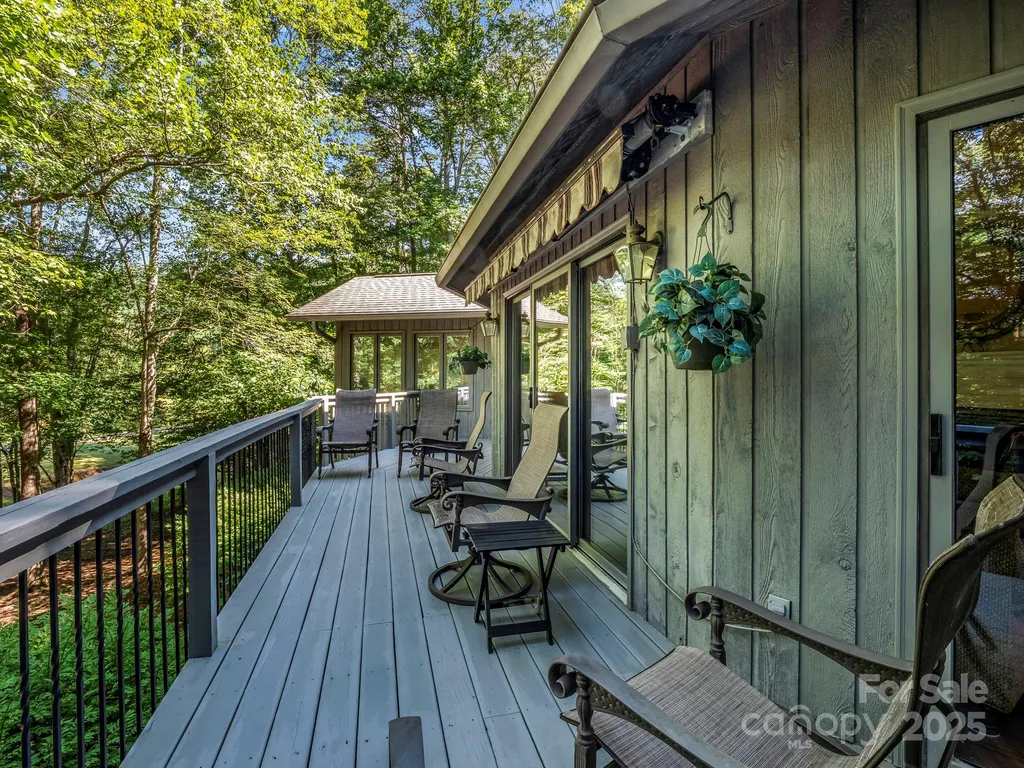 193 Downing Place Lake Lure NC 28746