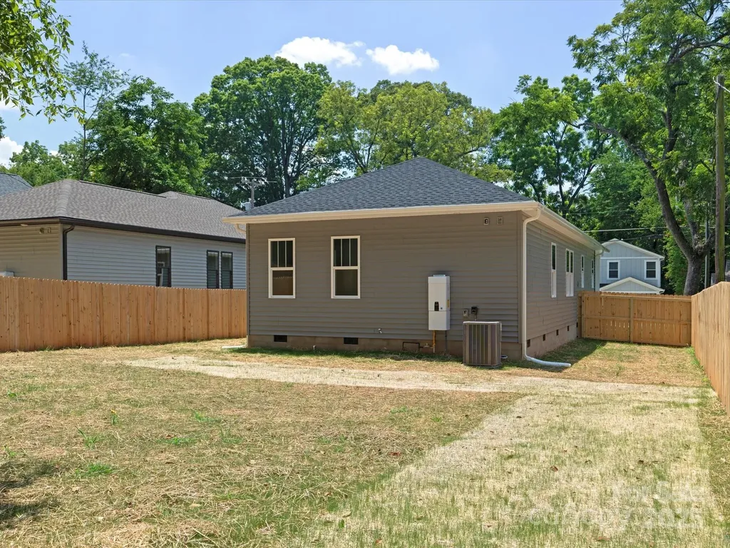 4111 Rutgers Avenue Charlotte NC 28206