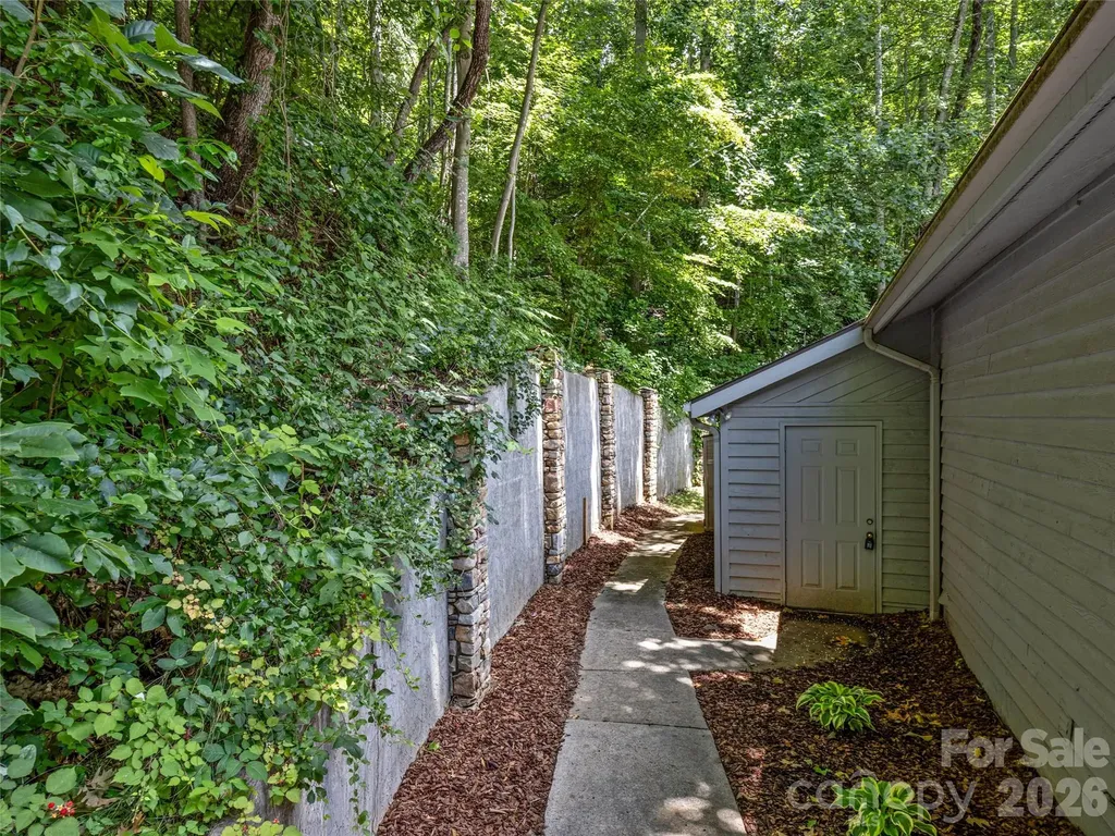 150 Sondley Parkway Asheville NC 28805