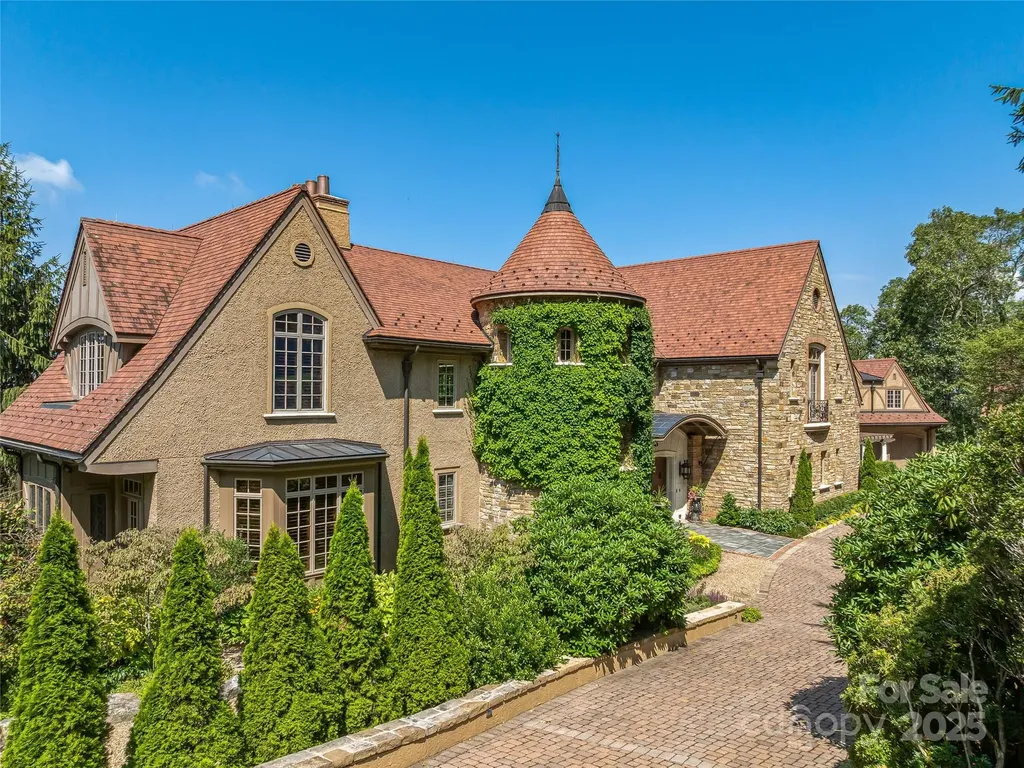 234 Skycliff Drive Asheville NC 28804
