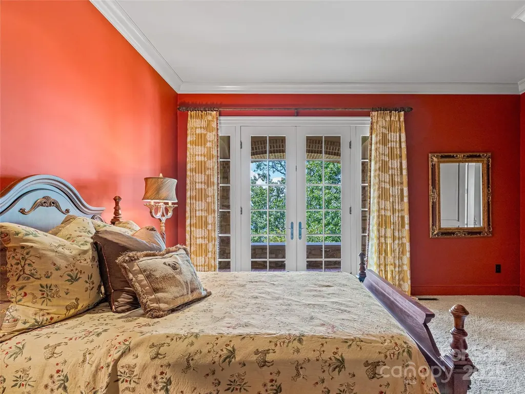 234 Skycliff Drive Asheville NC 28804