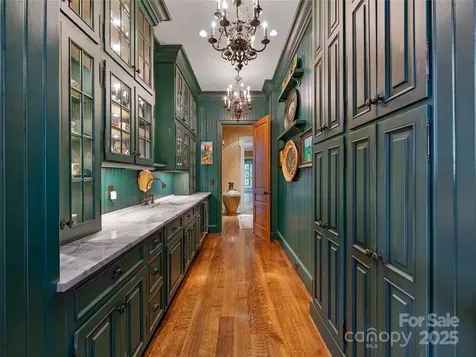 234 Skycliff Drive Asheville NC 28804
