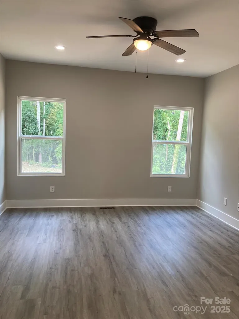 318 Davis Park Road Gastonia NC 28052
