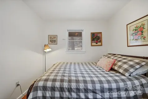 679 Locust Drive Maggie Valley NC 28751