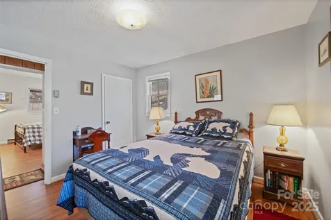 679 Locust Drive Maggie Valley NC 28751