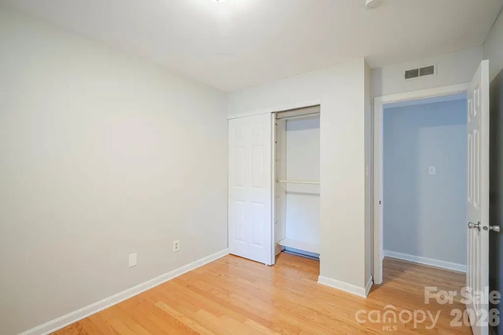 6410 Pineburr Court Charlotte NC 28211