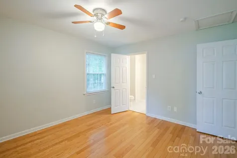 6410 Pineburr Court Charlotte NC 28211