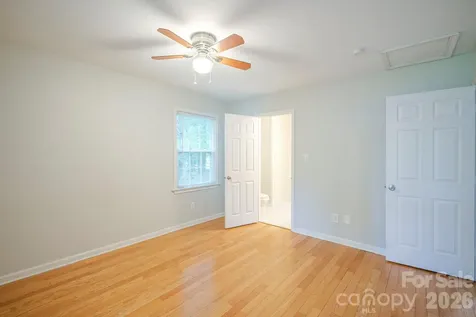6410 Pineburr Court Charlotte NC 28211