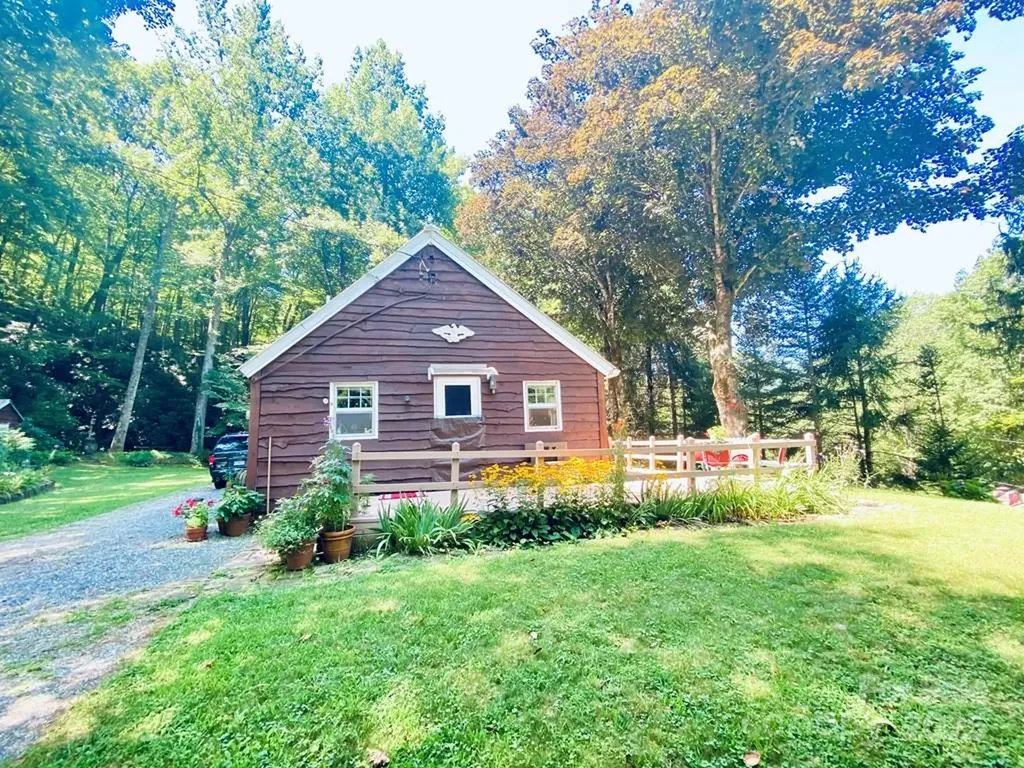 100 Crosspatch Drive Bryson City NC 28713