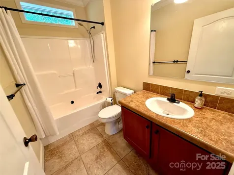 7230 Hideaway Lane Newland NC 28657