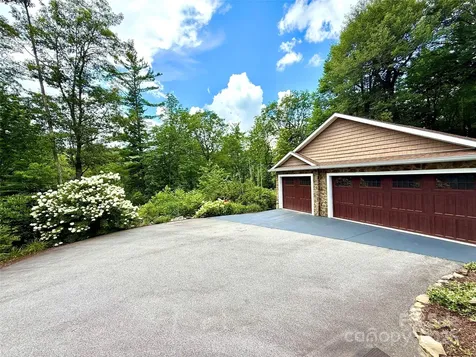 7230 Hideaway Lane Newland NC 28657