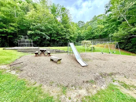 7230 Hideaway Lane Newland NC 28657
