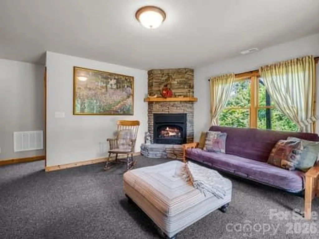 202 Panorama Drive Nebo NC 28761