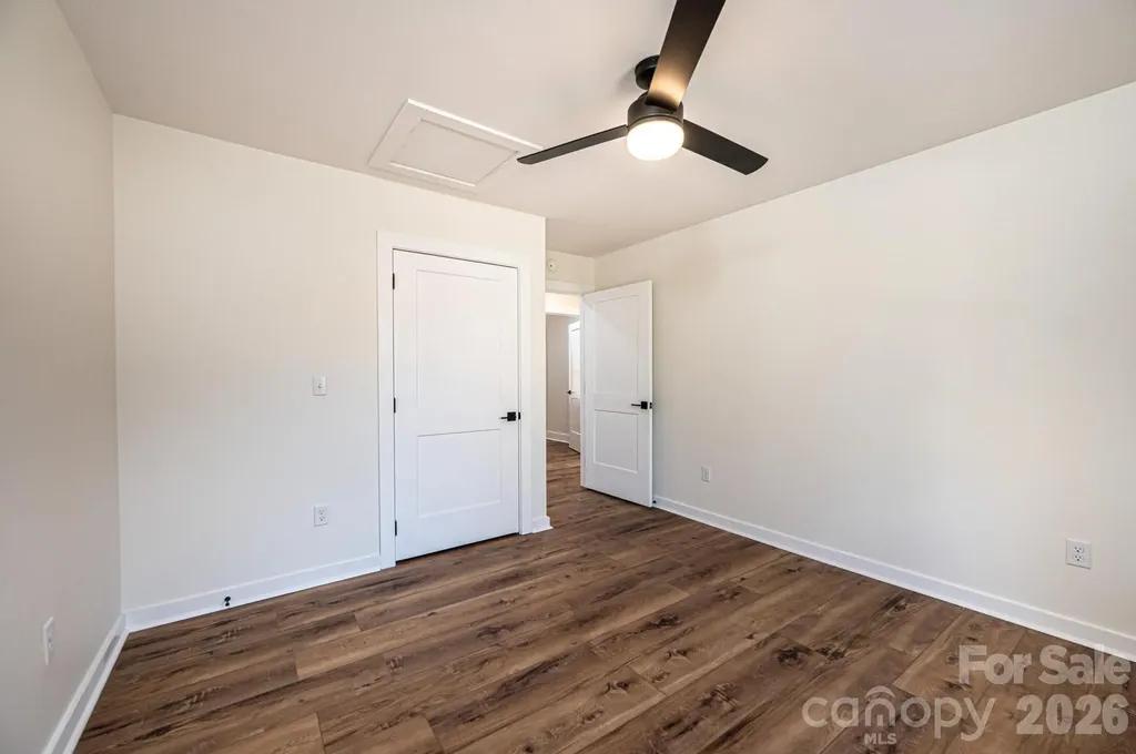 1721 Songbird Court SE Lenoir NC 28645