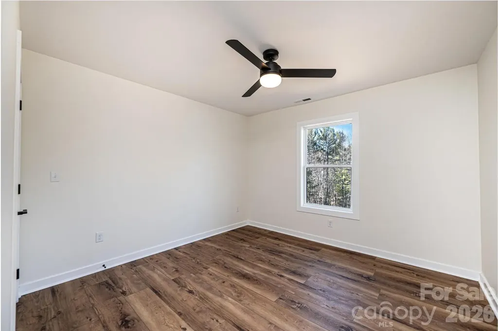 1721 Songbird Court SE Lenoir NC 28645