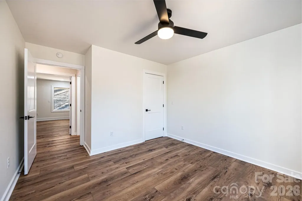 1721 Songbird Court SE Lenoir NC 28645