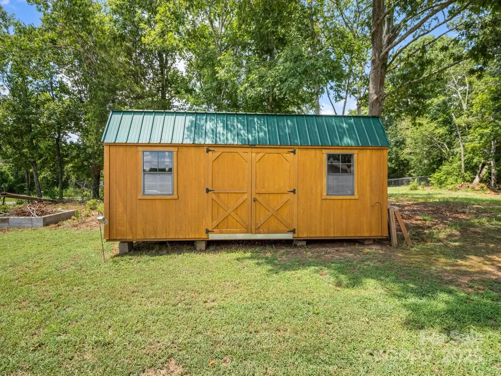 266 Asheland Drive Ellenboro NC 28040