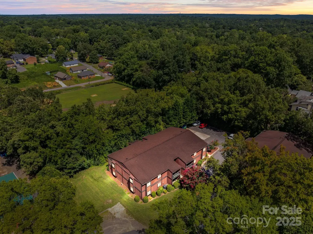 47 Edgewood Avenue NE Concord NC 28025