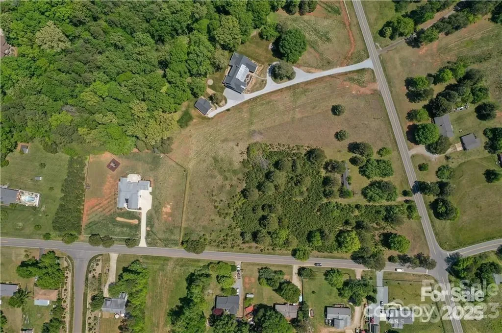 15615 Rocky River Road E Davidson NC 28036