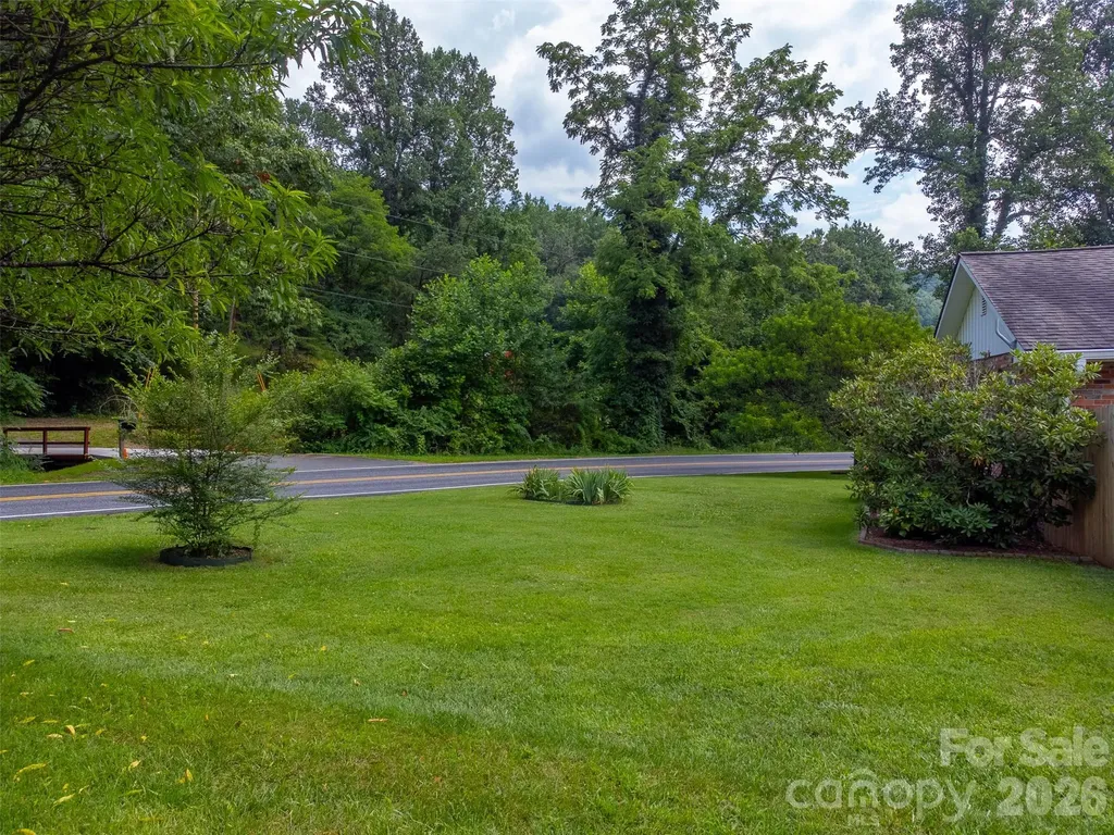181 Fisher Creek Road Sylva NC 28779