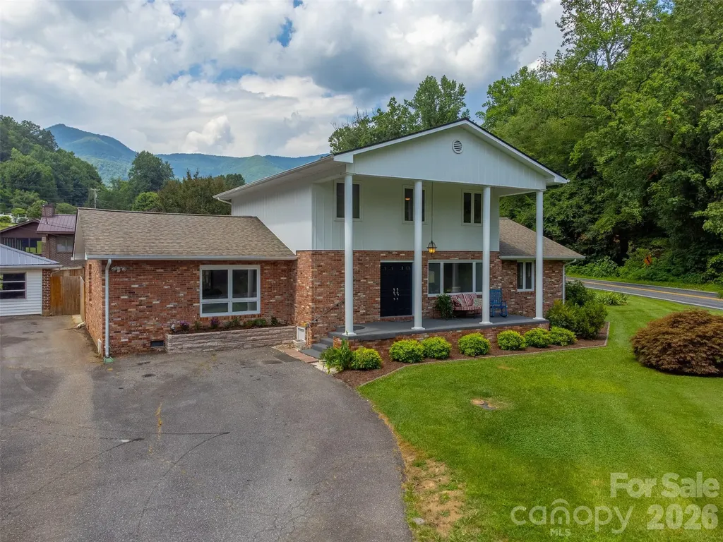 181 Fisher Creek Road Sylva NC 28779