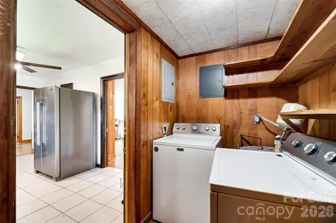 181 Fisher Creek Road Sylva NC 28779