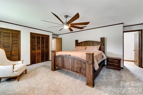 181 Fisher Creek Road Sylva NC 28779