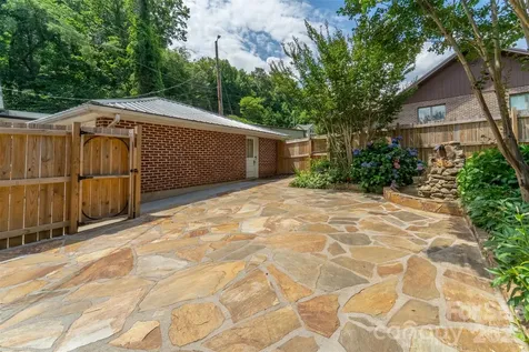 181 Fisher Creek Road Sylva NC 28779