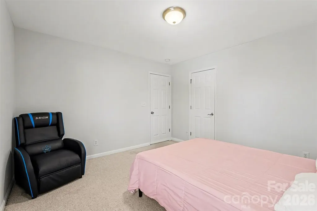 11001 Dulin Creek Boulevard Charlotte NC 28215