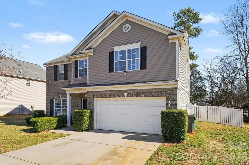 11001 Dulin Creek Boulevard Charlotte NC 28215