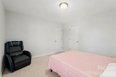 11001 Dulin Creek Boulevard Charlotte NC 28215